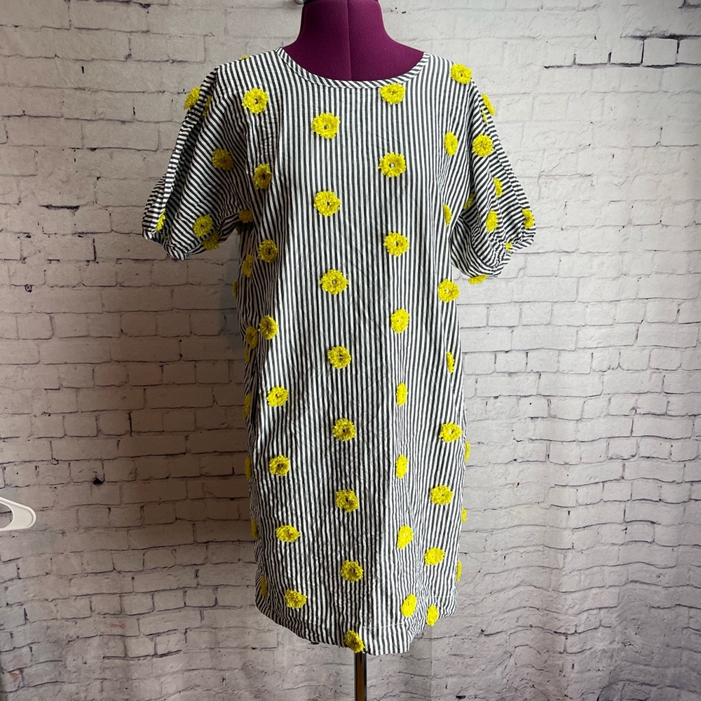 Uncle Frank size XS gray and white striped shift dress with yellow design